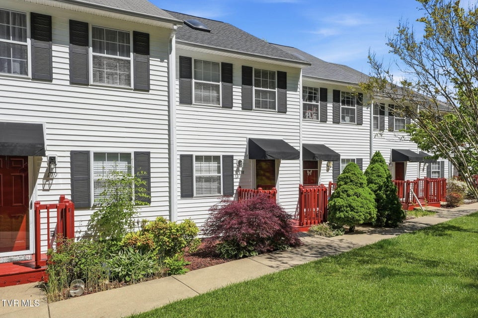 Photo #3: 2971 Broad Street