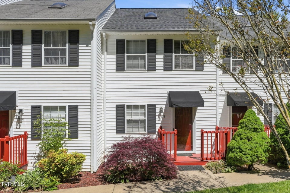 Photo #2: 2971 Broad Street