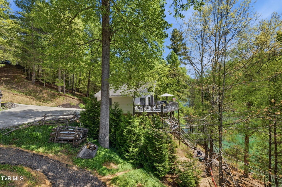 Photo #39: 237 Candlewood Lane