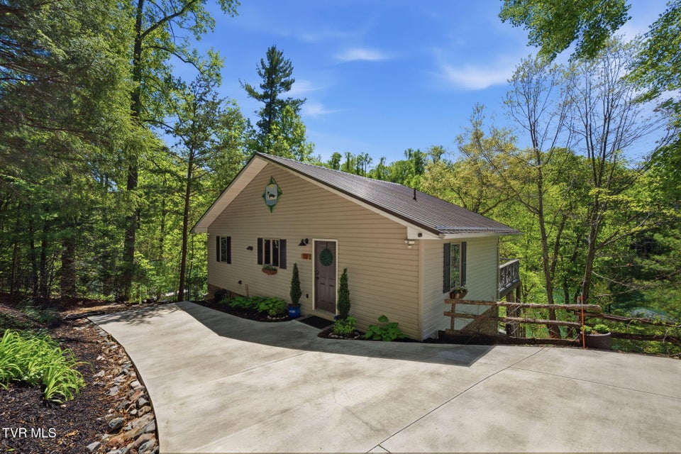 Photo #42: 237 Candlewood Lane