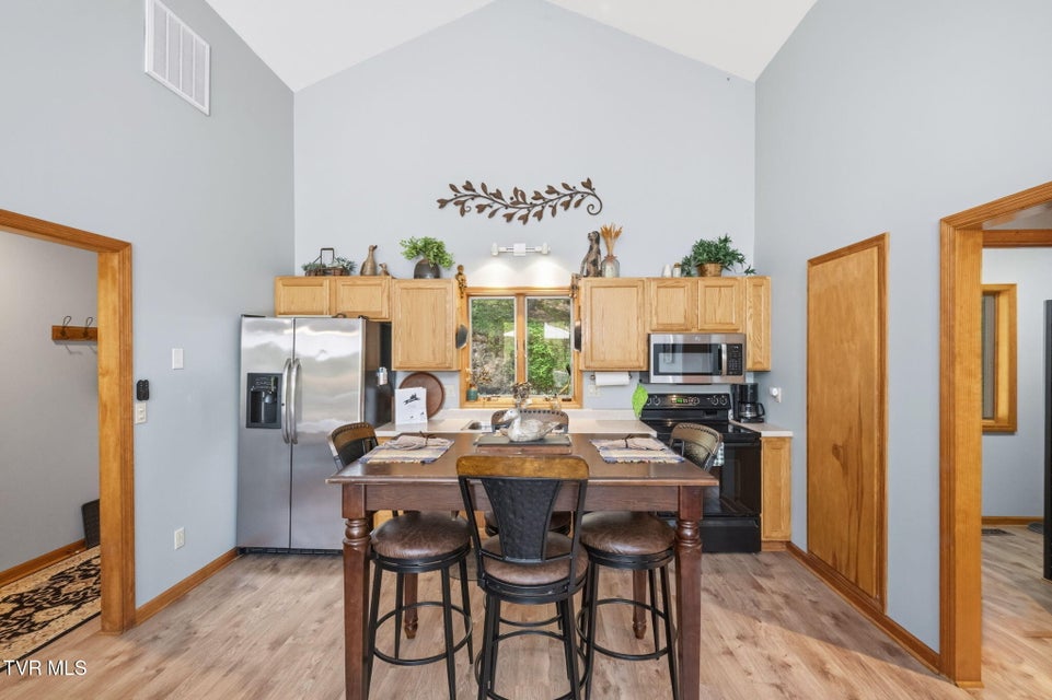 Photo #18: 237 Candlewood Lane