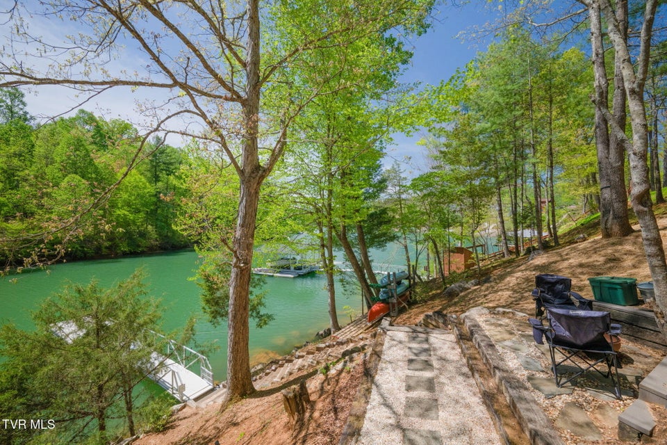 Photo #9: 237 Candlewood Lane