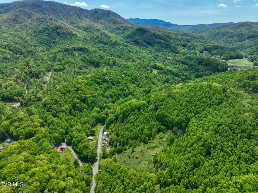 Photo #74: 275 Tiger Creek Road