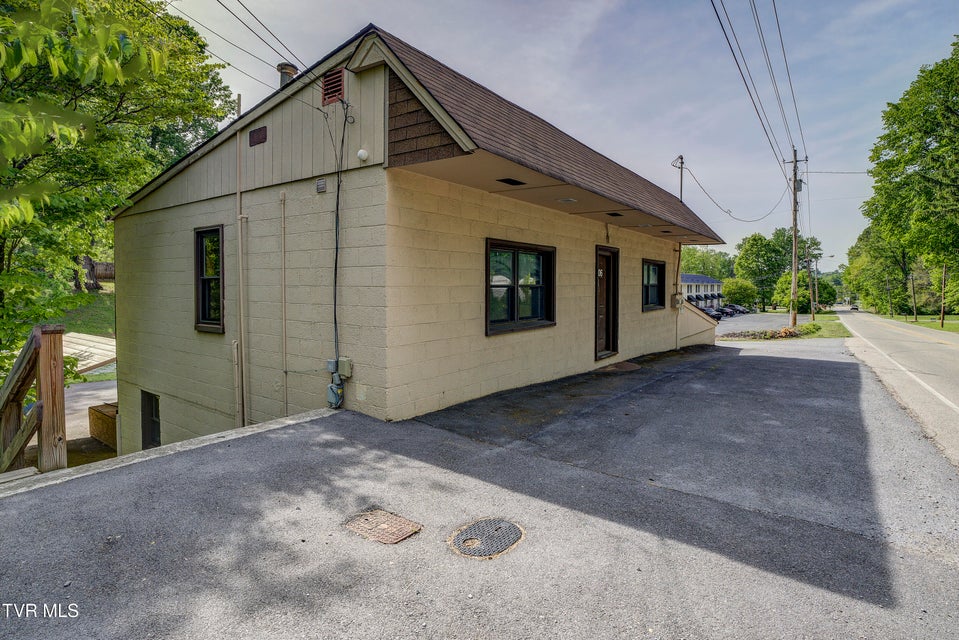Photo #2: 1306 Milligan Highway