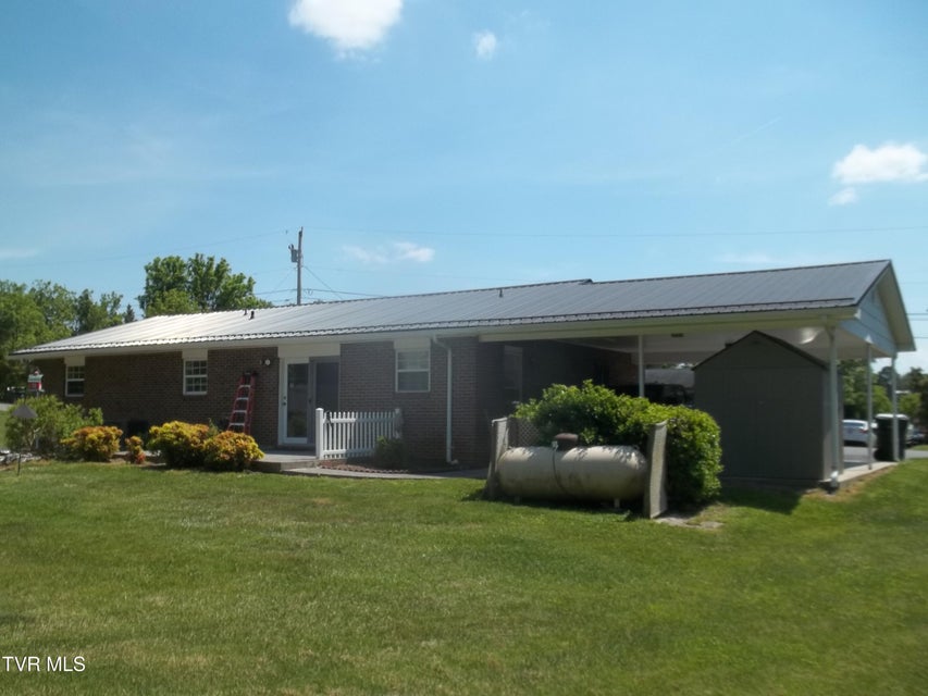 Photo #17: 134 Briarwood Drive