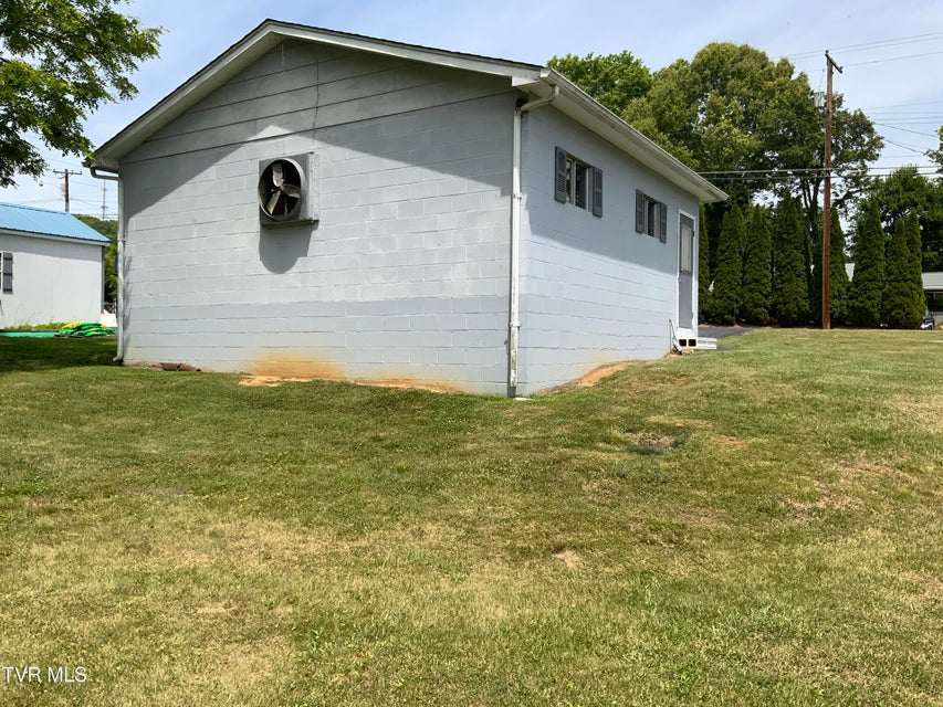 Photo #8: 1300 Holston Drive