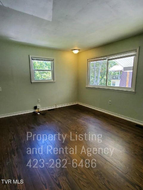 Photo #17: 517 Nunley Drive