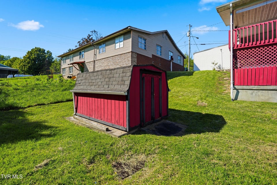 Photo #50: 105 Western Hills Avenue