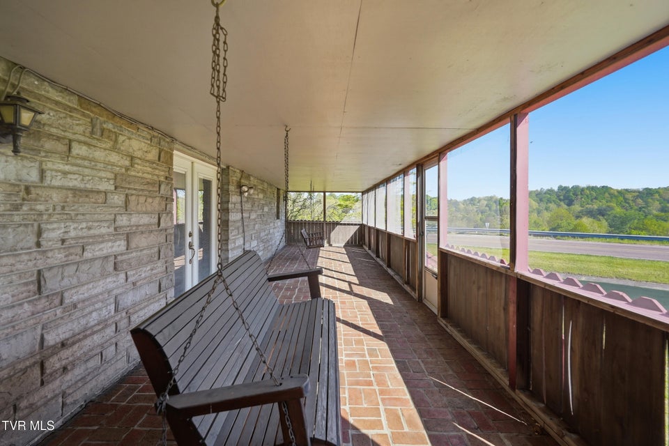 Photo #11: 105 Western Hills Avenue