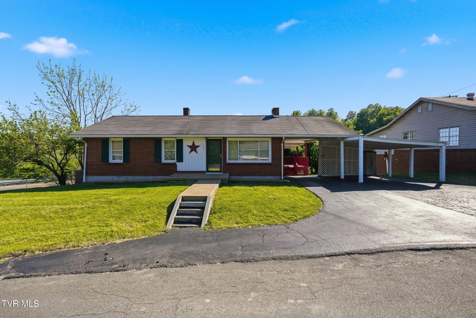 Photo #4: 105 Western Hills Avenue