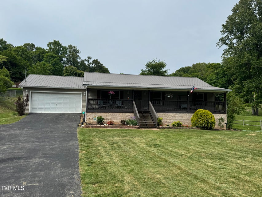 Photo #2: 727 Fleetwood Avenue
