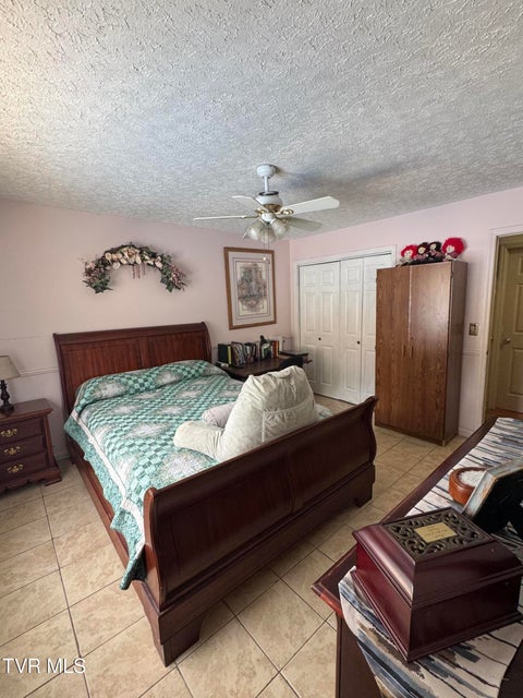 Photo #13: 727 Fleetwood Avenue