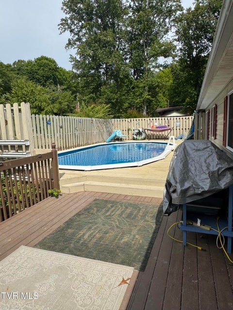 Photo #22: 727 Fleetwood Avenue