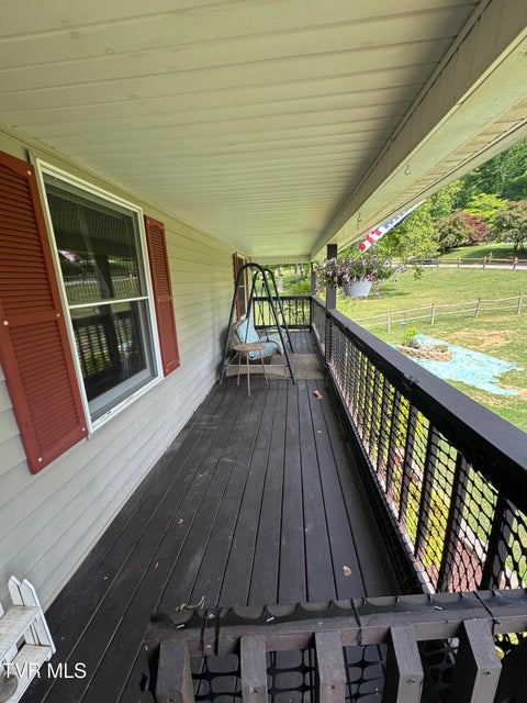 Photo #27: 727 Fleetwood Avenue