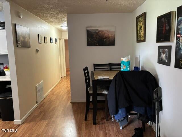 Photo #4: 1055 Carriage Circle