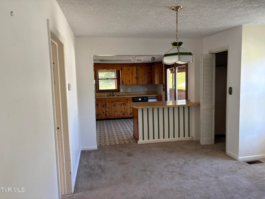 Photo #9: 569 Vance Street