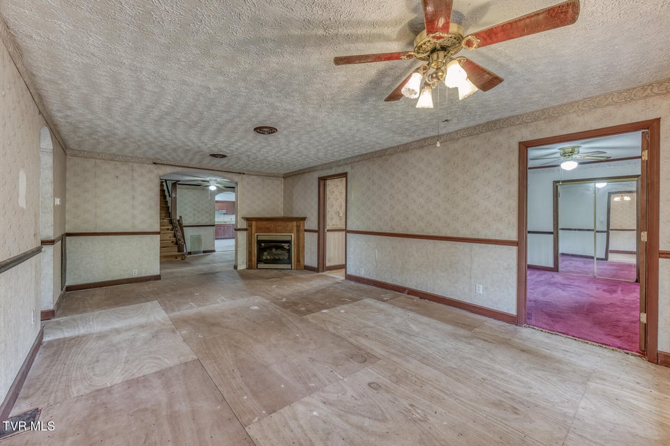 Photo #18: 16905 Kingsport Highway