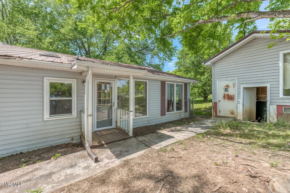 Photo #16: 16905 Kingsport Highway