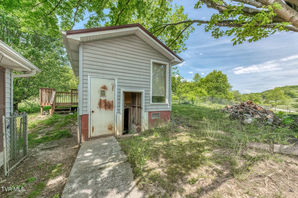 Photo #55: 16905 Kingsport Highway
