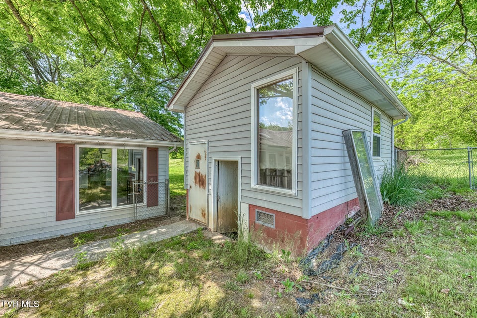 Photo #49: 16905 Kingsport Highway
