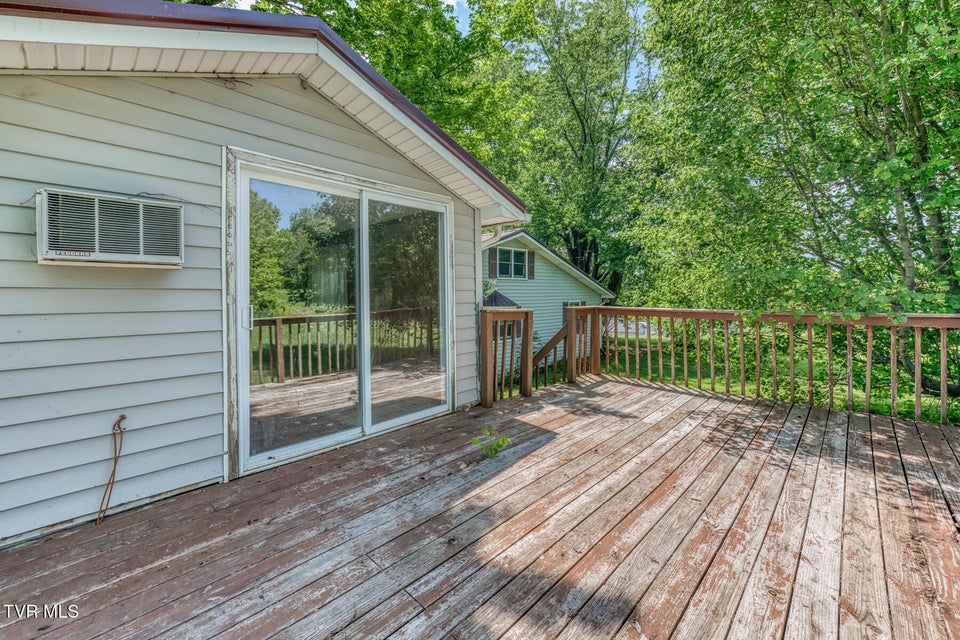 Photo #56: 16905 Kingsport Highway