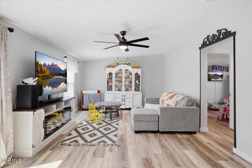 Photo #8: 1273 Greenbriar Road