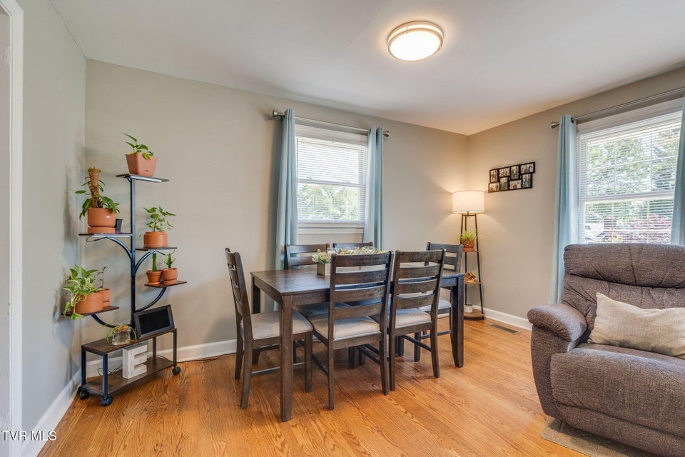 Photo #6: 2229 Cypress Street