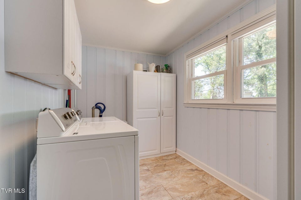 Photo #9: 2229 Cypress Street