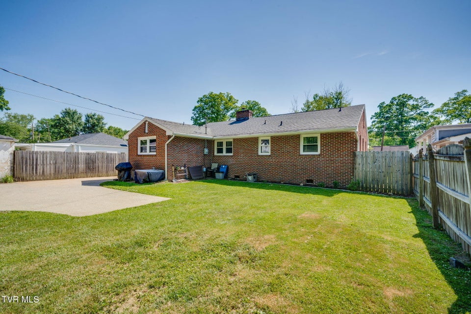 Photo #28: 2229 Cypress Street