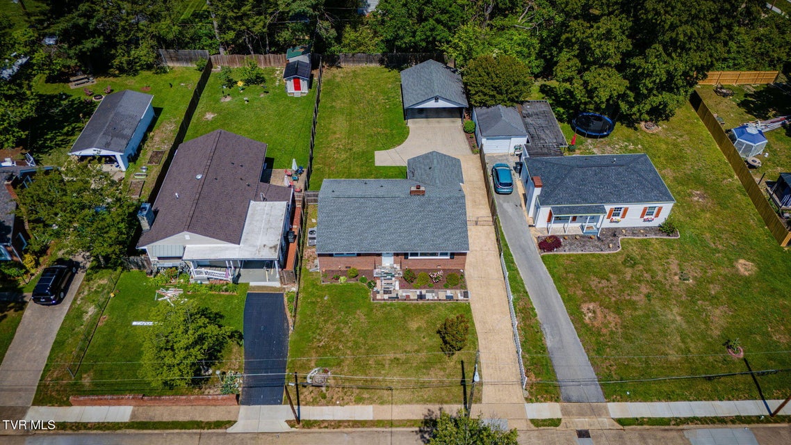 Photo #32: 2229 Cypress Street