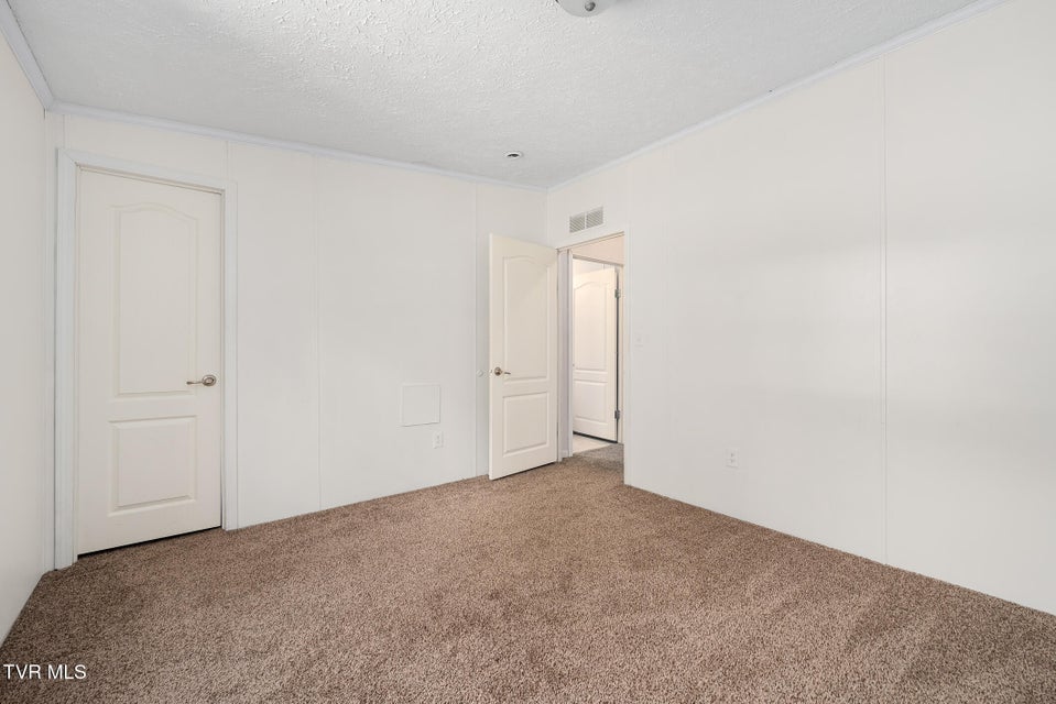 Photo #36: 239 Morley Street