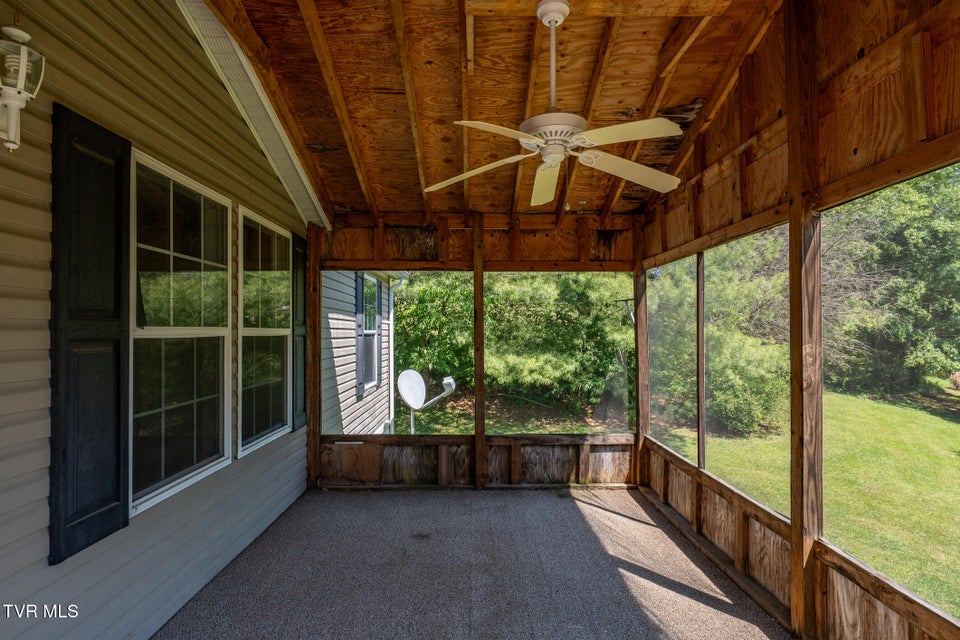Photo #8: 239 Morley Street