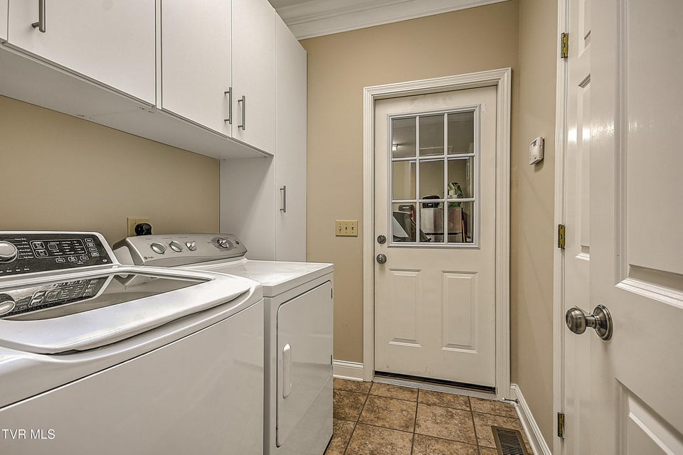 Photo #60: 421 Arrowhead Drive