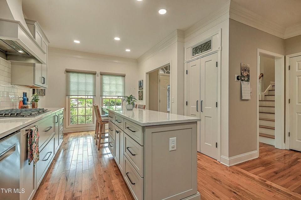 Photo #12: 421 Arrowhead Drive