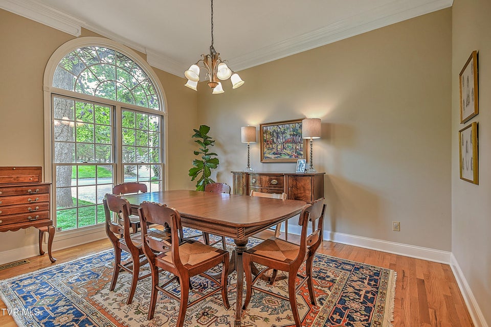 Photo #17: 421 Arrowhead Drive