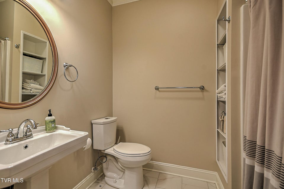 Photo #57: 421 Arrowhead Drive