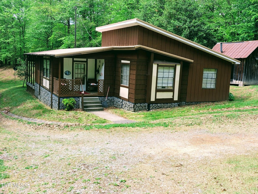Photo #3: 380 Hospital Drive