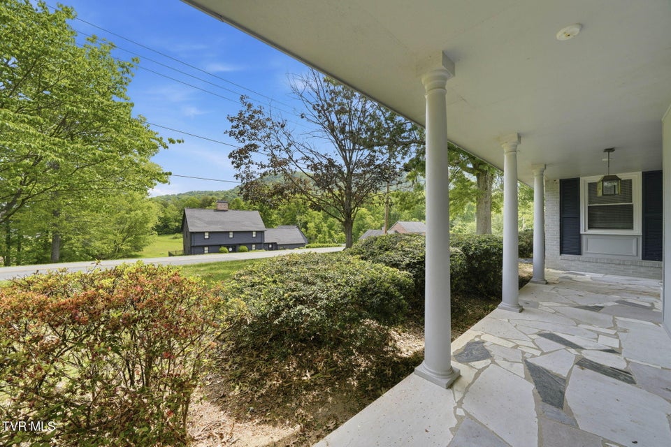 Photo #29: 808 Chippendale Road