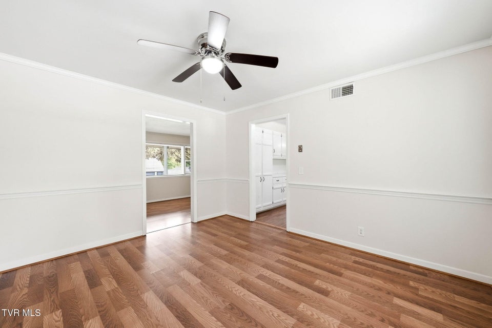 Photo #33: 808 Chippendale Road