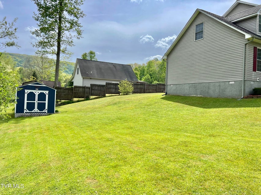 Photo #10: 449 Mulberry Lane