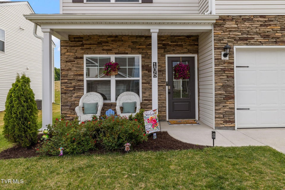 Photo #6: 106 Thistle Drive