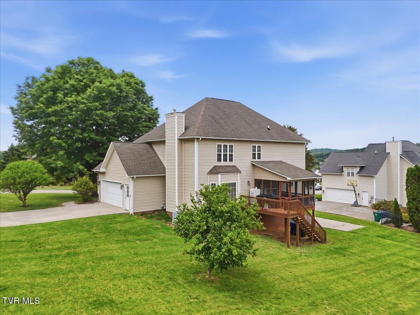 Photo #4: 924 Saddle Ridge Lane