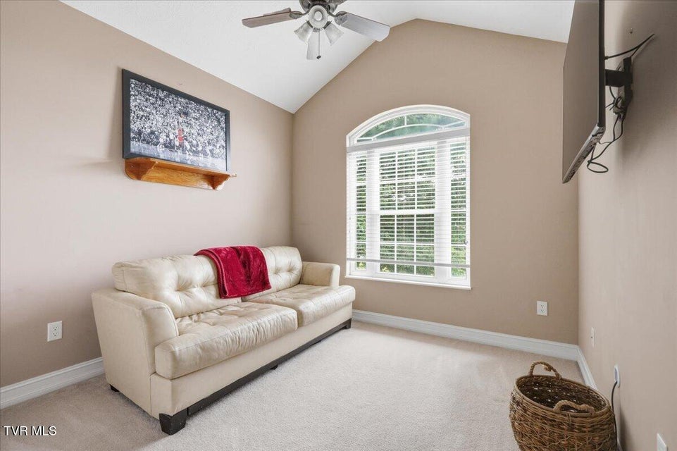 Photo #35: 924 Saddle Ridge Lane