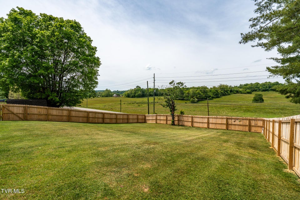 Photo #39: 253 Fairford Lane