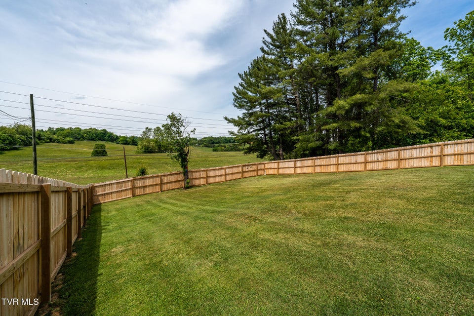 Photo #43: 253 Fairford Lane