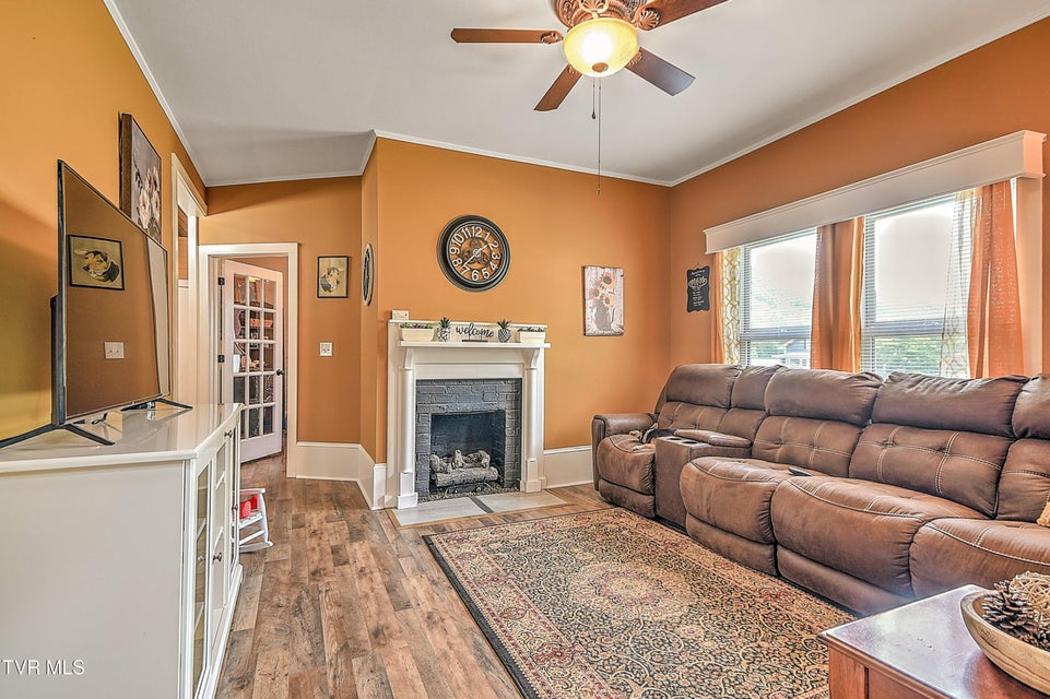Photo #4: 2927 Hilton Road
