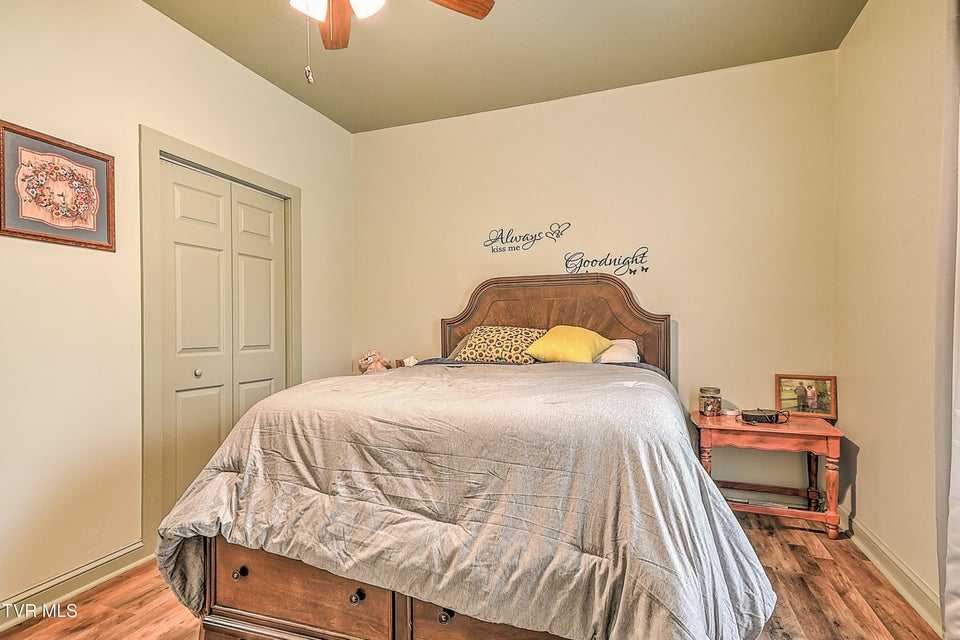 Photo #29: 2927 Hilton Road