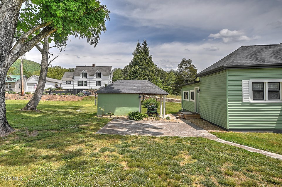 Photo #32: 2927 Hilton Road