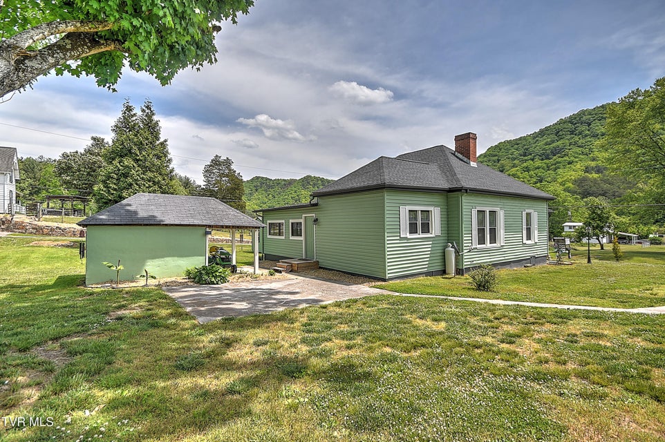Photo #33: 2927 Hilton Road
