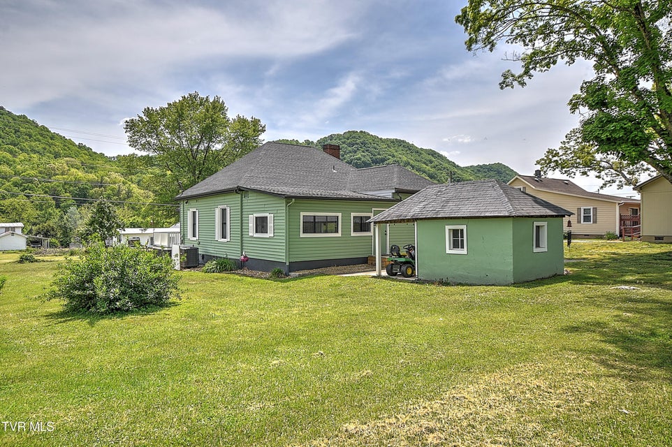 Photo #38: 2927 Hilton Road